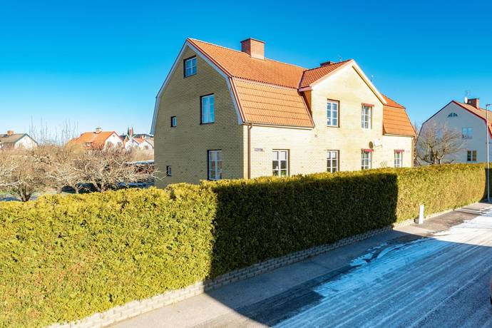 4 rum Parhus på Döbelnsgatan 10 Centrala Skara Skara kommun - bild 36