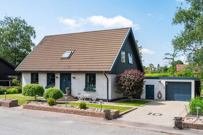 7 rum villa på Tvärgränd 10 Ludvigsborg, Hörby kommun - bild 1
