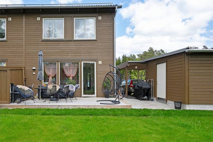 4 rum parhus på Lövsångarvägen 42B Margretelund - Tråsättra, Österåkers kommun - bild 4