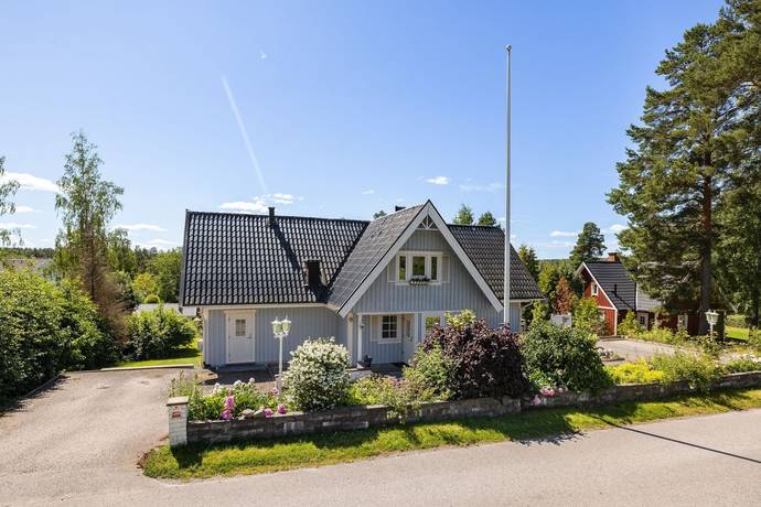5 rum villa på Humlevägen 9 Torshälla Huvud, Eskilstuna kommun - bild 1