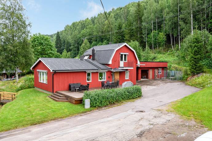4 rum villa på Klarälvsvägen 25 Sysslebäck, Torsby kommun - bild 1