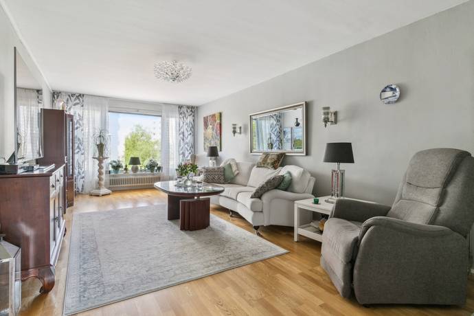3 rum Lägenhet på Molkomsbacken 31, 2tr Farsta - Centrum Stockholms kommun - bild 8