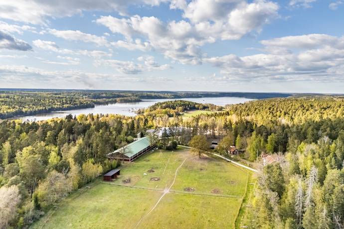 3 rum Villa på Sankt Eriks Väg 12 Stäket Järfälla kommun - bild 2