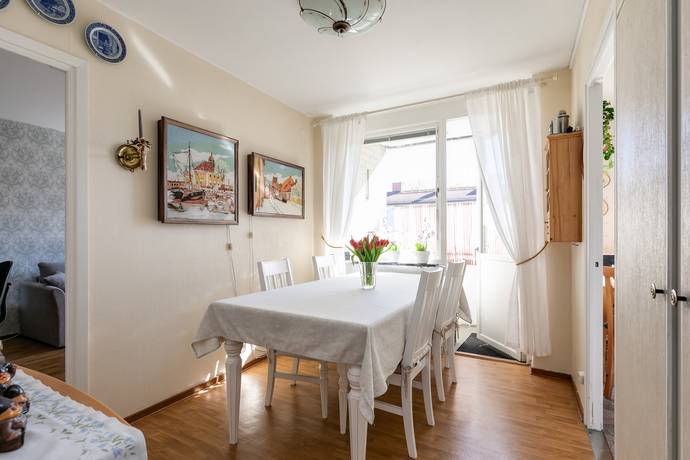 3 rum Lägenhet på Folkungagatan 38B Centralt väster Örebro kommun - bild 5