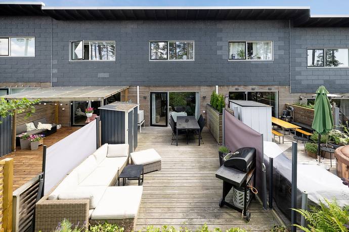 4 rum radhus på Stäkshöjden 74 Stäket, Järfälla kommun - bild 1