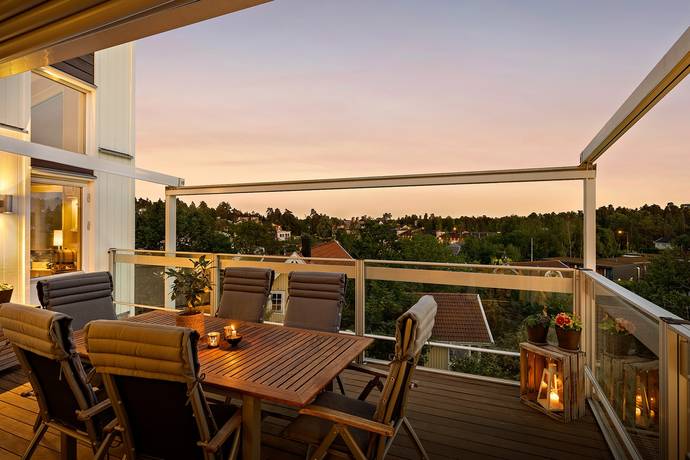 7 rum villa på Domherrevägen 28 Sjöberg, Sollentuna kommun - bild 3