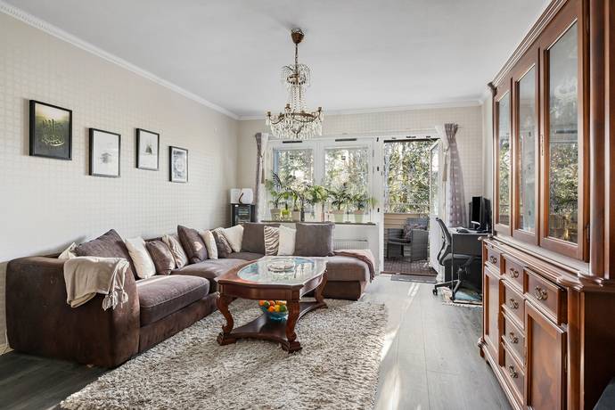 4 rum lägenhet på Cellovägen 42 Gottsunda, Uppsala kommun - bild 2