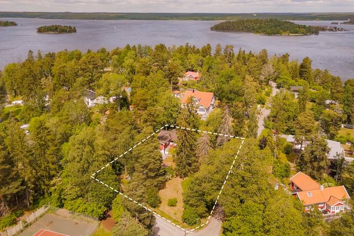 2 rum villa på Risvägen 30 Vikingshill, Nacka kommun - bild 2