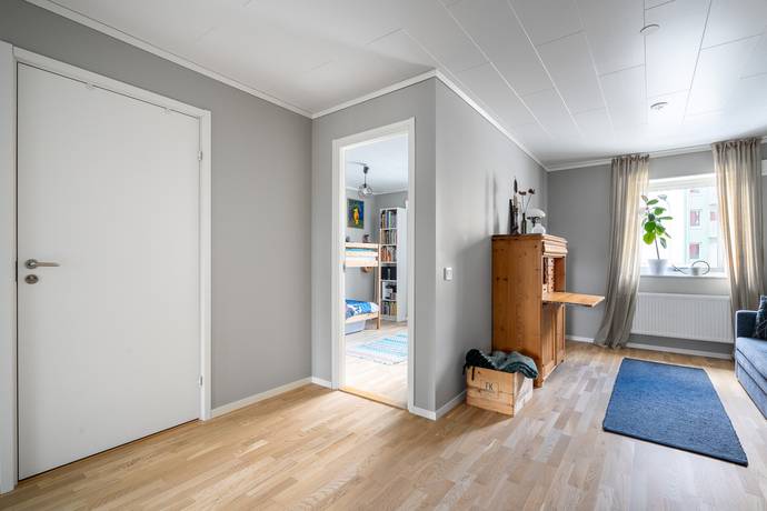 5 rum Par-/kedje-/radhus på Torpängsgatan 1B Ängby Knivsta kommun - bild 14
