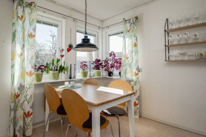 2 rum Radhus på Hasselstigen 56 Söderhamns kommun - bild 5