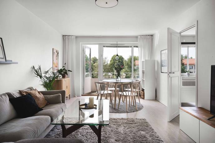 4 rum lägenhet på Källparksgatan 14 Sala backe, Uppsala kommun - bild 1