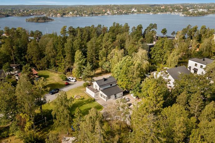 Korsholmsvägen 10, Älgö, Nacka kommun