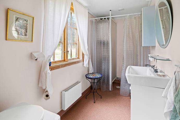 58 m² Villa på Stora Sundsholmsvägen 1, 2 och 4 Klintsundet, Västra Lagnö Österåkers kommun - bild 12
