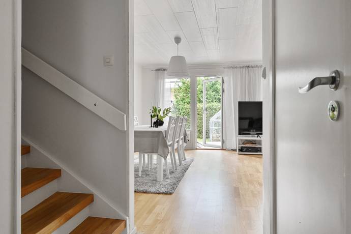 5 rum Radhus på Ryavägen 136 Töjnan Sollentuna kommun - bild 33