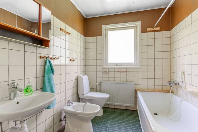 8 rum Villa på Valbacksvägen 13 Ingatorp Eksjö kommun - bild 22