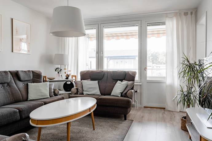 3,5 rum lägenhet på Ringduvegatan 101 Råby, Västerås kommun - bild 2