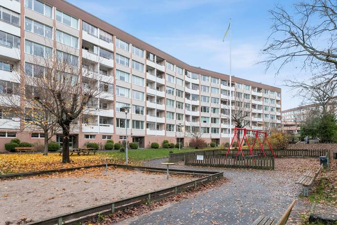 Storvretsvägen 88 i Skogås, Huddinge kommun - lägenhet till salu - Hemnet