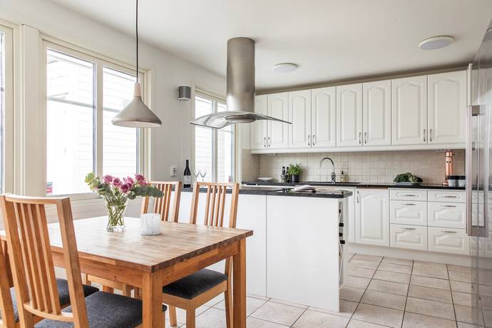 6 rum villa på Tryggögatan 12 Rydebäck, Helsingborgs kommun - bild 3