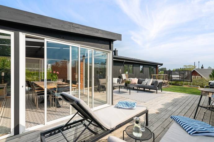 6 rum villa på Kaprifolvägen 60 Hässelby Södra Villastad, Stockholms kommun - bild 5