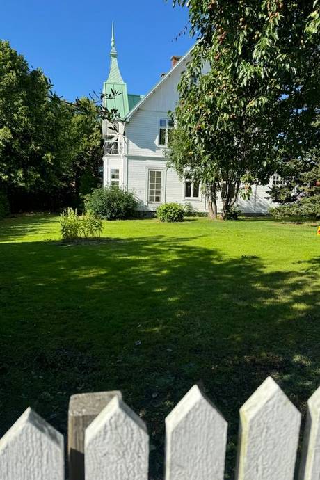 12 rum Villa på Bergsgatan 8 Centrala Säffle Säffle kommun - bild 3