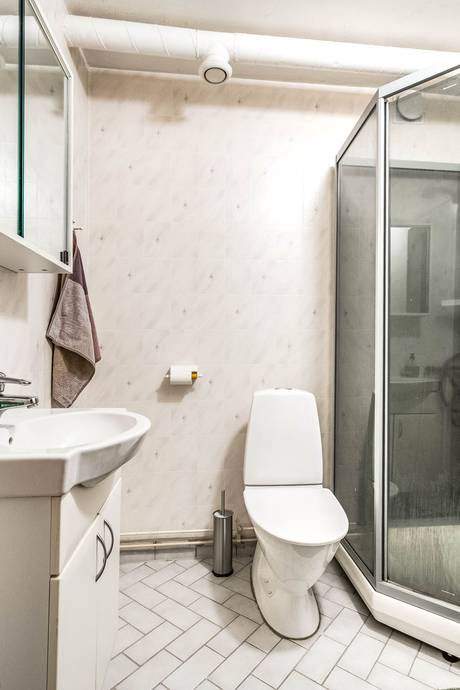 6 rum Kedjehus på Prästkragevägen 5 Norrby Fagersta kommun - bild 37