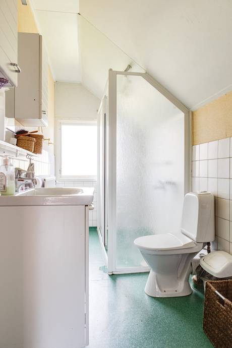 8 rum Villa på Södra Kyrkogårdsgatan 3 Örnäs Åmåls kommun - bild 33