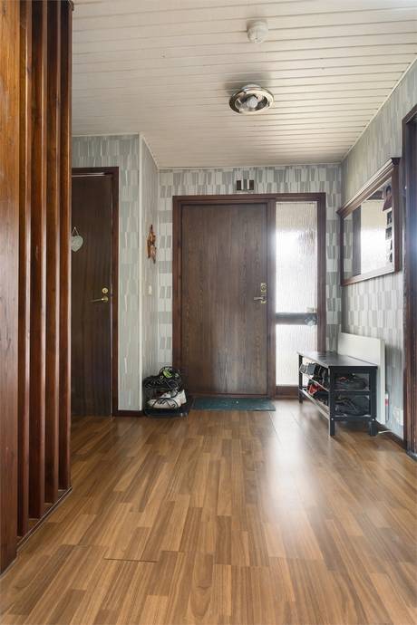 7 rum Villa på Mästaregatan 17 Kungsörs kommun - bild 12