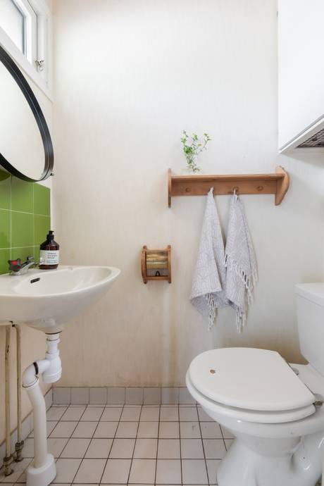 6 rum Radhus på Ängsullsvägen 43 Vällingby - Kälvesta Stockholms kommun - bild 8
