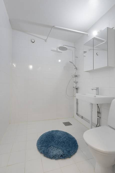 2 rum Lägenhet på Lofotengatan 19 Husby Stockholms kommun - bild 3