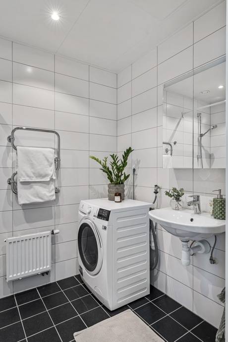 2 rum Lägenhet på HÄGERNEHOLMSVÄGEN 7A HÄGERNEHOLM Täby kommun - bild 15
