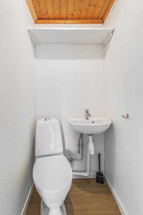 4 rum Vinterbonat fritidshus på Enuddsvägen 3 Husby Stallarholmen Strängnäs kommun - bild 25