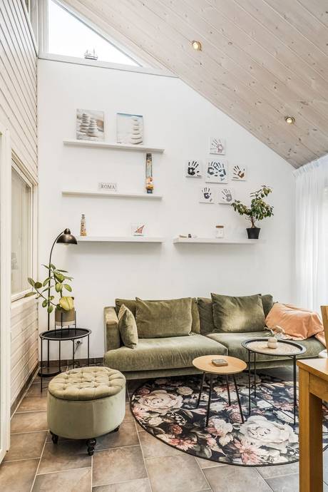 8 rum Radhus på Grenadjärgatan 13 Södra Skiljebo Västerås kommun - bild 17
