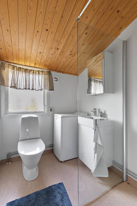 3 rum Vinterbonat fritidshus på Lundbyslingan 33 Djupvik Strängnäs kommun - bild 10