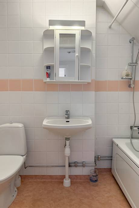 5 rum Radhus på Björkstigen 4 B Skinnskatteberg Skinnskattebergs kommun - bild 18