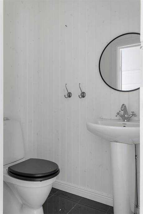 12 rum Villa på Bergsgatan 8 Centrala Säffle Säffle kommun - bild 39