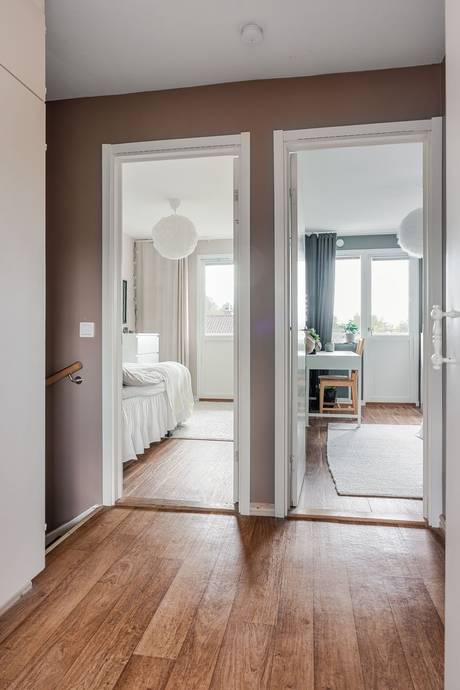 4 rum Radhus på Ivar Widéensgatan 84 Hindsbo Skara kommun - bild 18