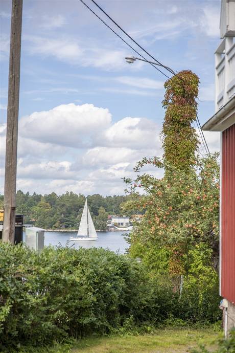 6 rum Vinterbonat fritidshus på Holmbergsbacken 23 Yxlan Köpmanholm Norrtälje kommun - bild 34