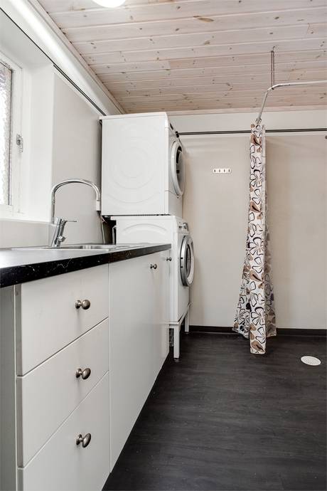 5 rum Villa på Åsgatan 27 Kungsörs kommun - bild 15