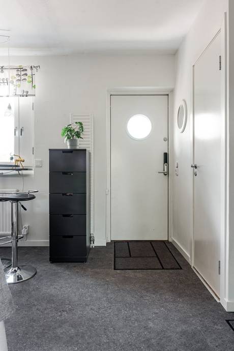 4 rum Radhus på Ivar Widéensgatan 84 Hindsbo Skara kommun - bild 5