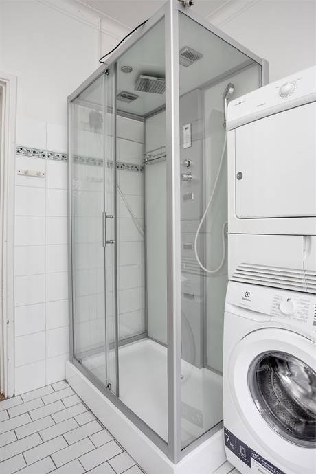 11 rum Villa på Klastorpsgatan 5A+B Kopparberg Ljusnarsbergs kommun - bild 48