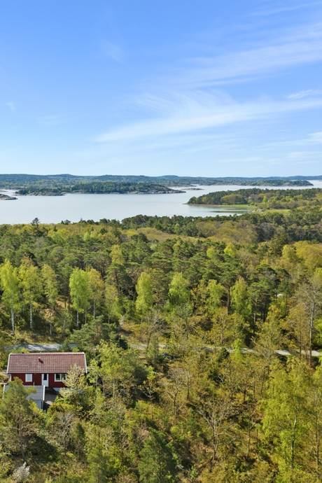 3 rum Vinterbonat fritidshus på Svanvik 137 Varekil Orust kommun - bild 1