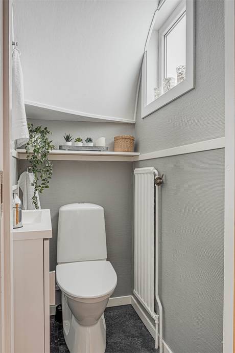 5 rum Villa på Framnäsgatan 4 Liljebäck/irisdal Kristinehamns kommun - bild 12