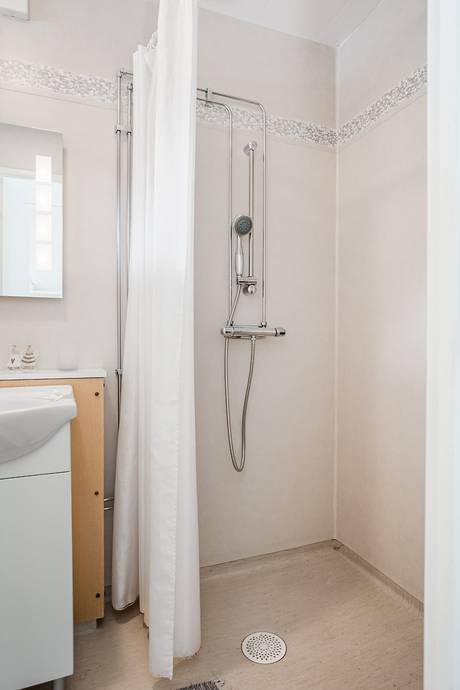 5 rum Villa på Smultronstigen 44 Norra Skogen Karlsborgs kommun - bild 23