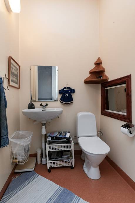 13 rum Villa på Axbergshammar 322 Örebro kommun - bild 36