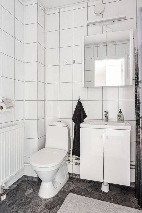 4 rum Radhus på Ivar Widéensgatan 84 Hindsbo Skara kommun - bild 24