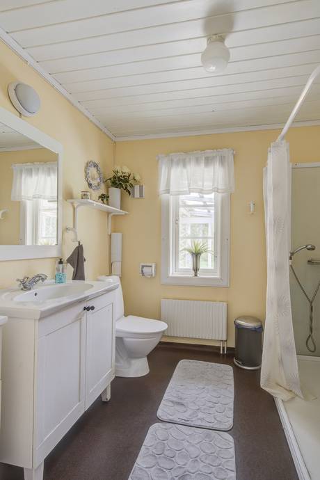 5 rum Vinterbonat fritidshus på Gåvastbo 402 Östervåla Heby kommun - bild 10