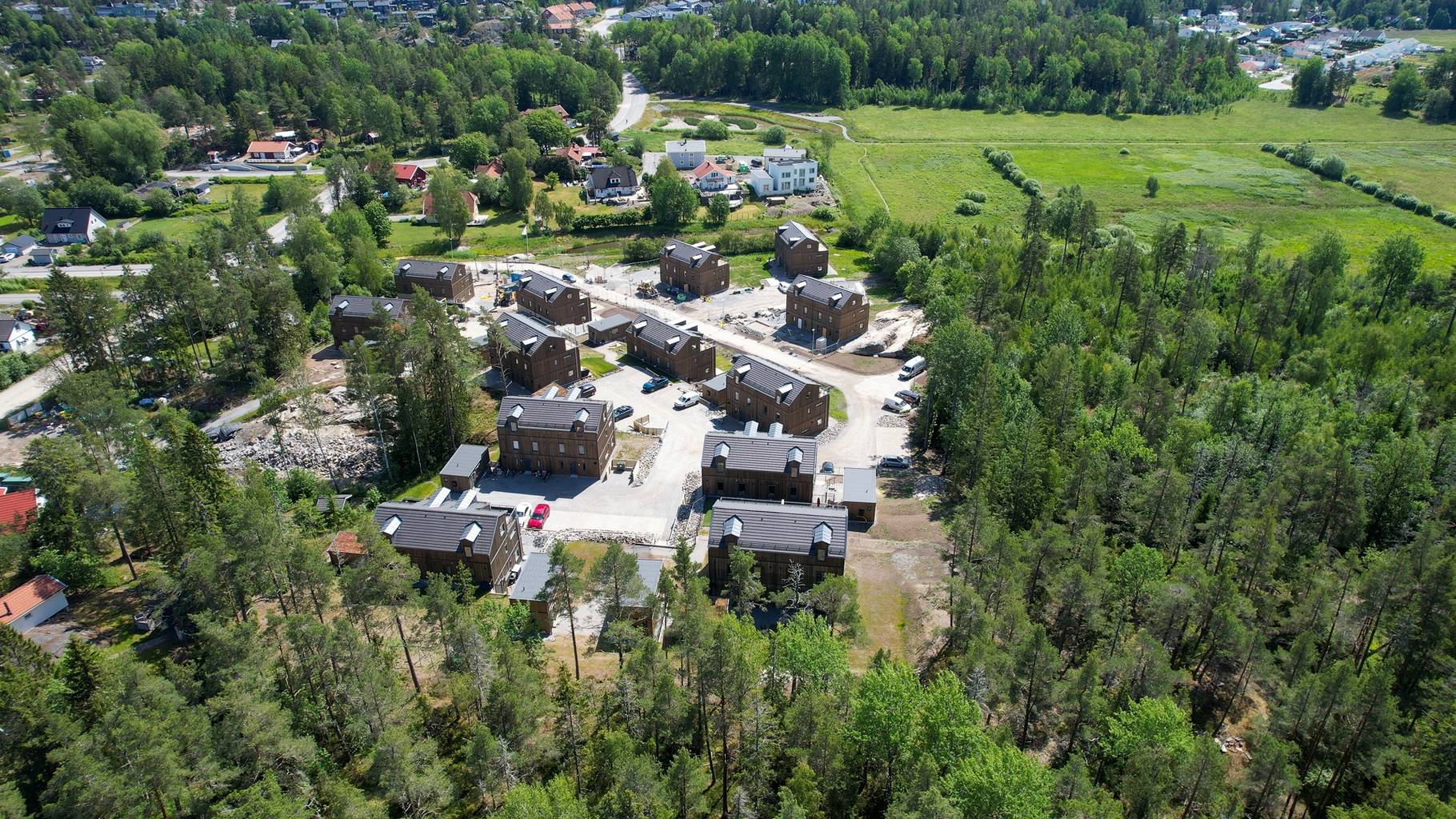 Parhus på Brf Ängsvyn 2 - Unika bostäder i en naturnära miljö och gångavstånd till nya Vegastaden Vega/ Hermanstorp Haninge kommun - bild 3